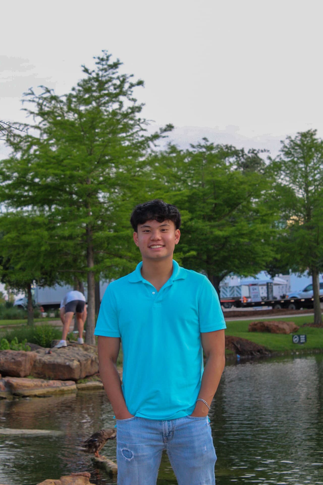 Kevinn Tran Blurred Background